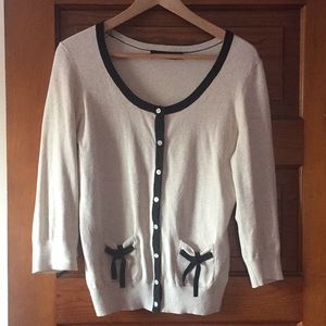 The Limited 3/4 sleeve sweater